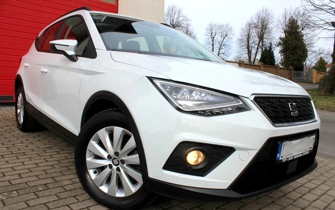 Seat Arona cena 69900 przebieg: 136000, rok produkcji 2018 z Pieszyce małe 742